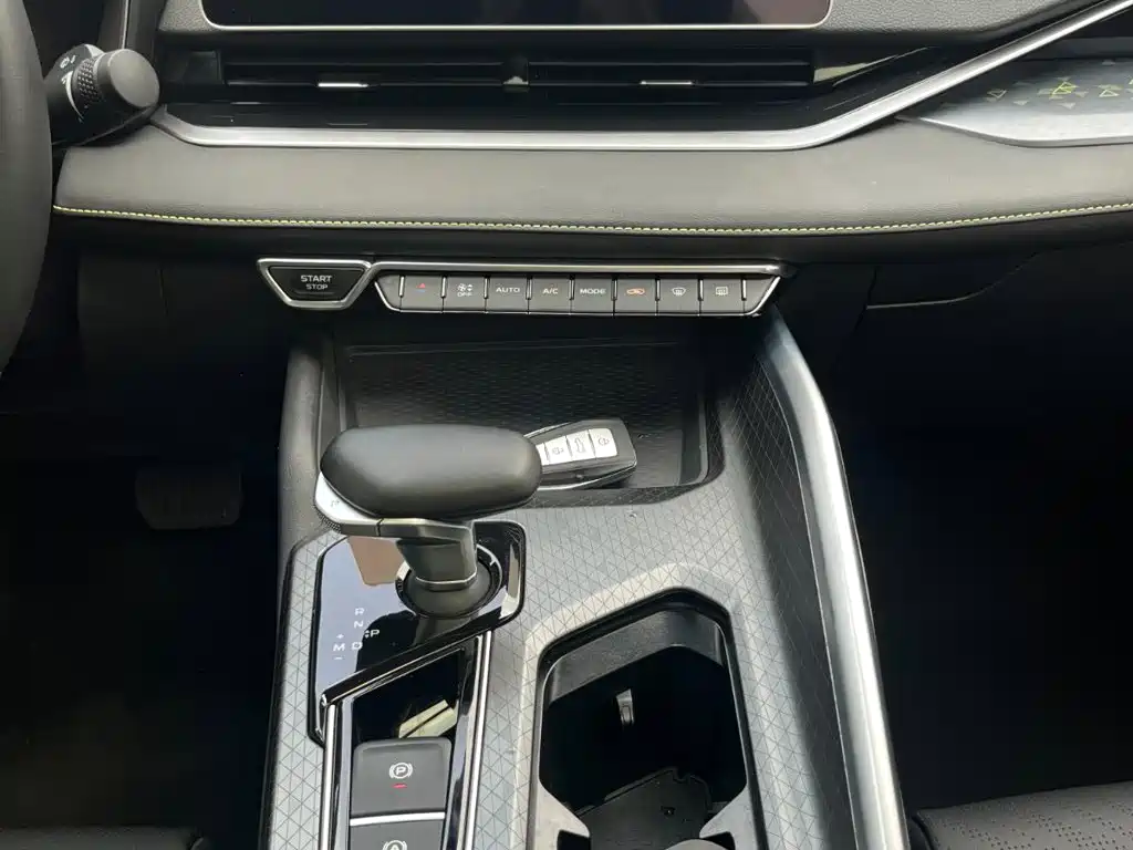 Фото 18 - Geely Preface