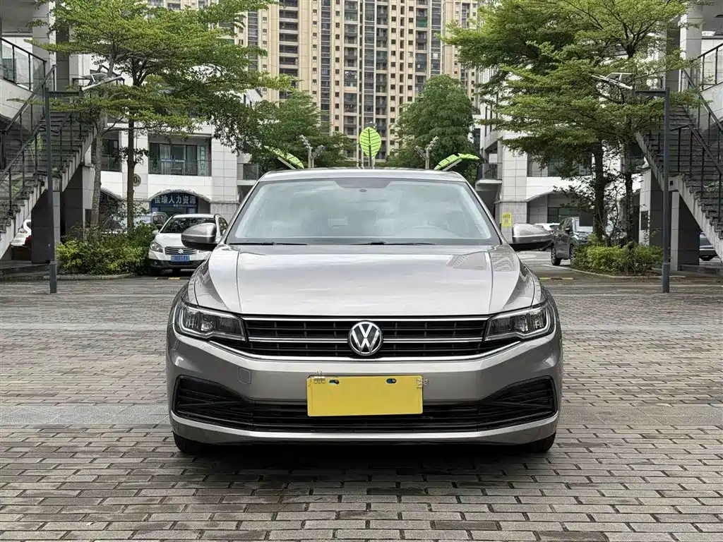 Volkswagen Bora 2019 Facelift 1.5L Automatic Fashion China VI фото 3