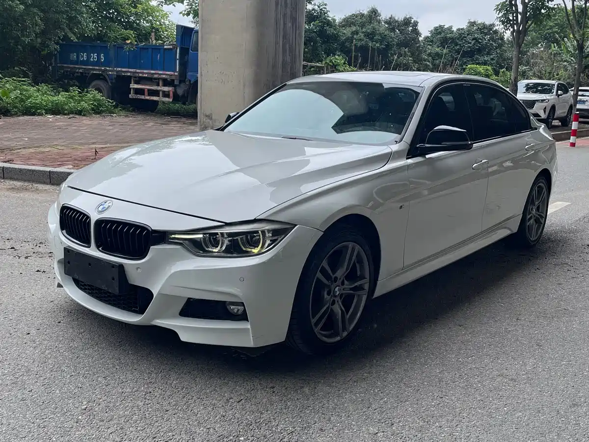 BMW 3 Series 2018 320Li Leading M Sport Package
