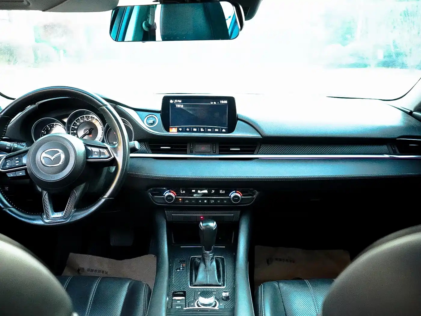Mazda Atenza 2020 2.0L Skyactiv Luxury фото 14