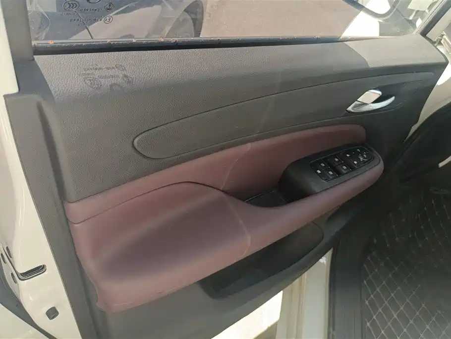GAC TRUMPCHI TRUMPCHI M6