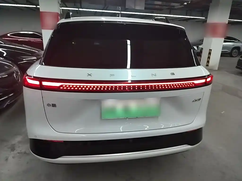صورة 6 - XPeng G9