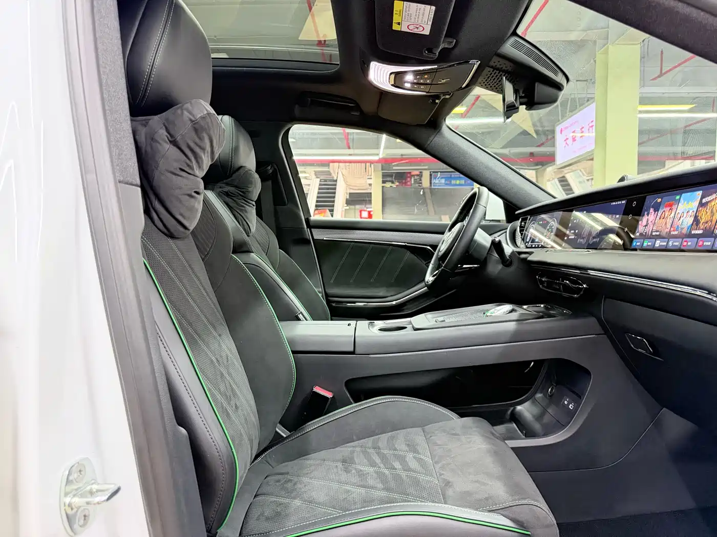 Voyah Auto VOYAH FREE 2025 318 318km RWD Touring Edition фото 15