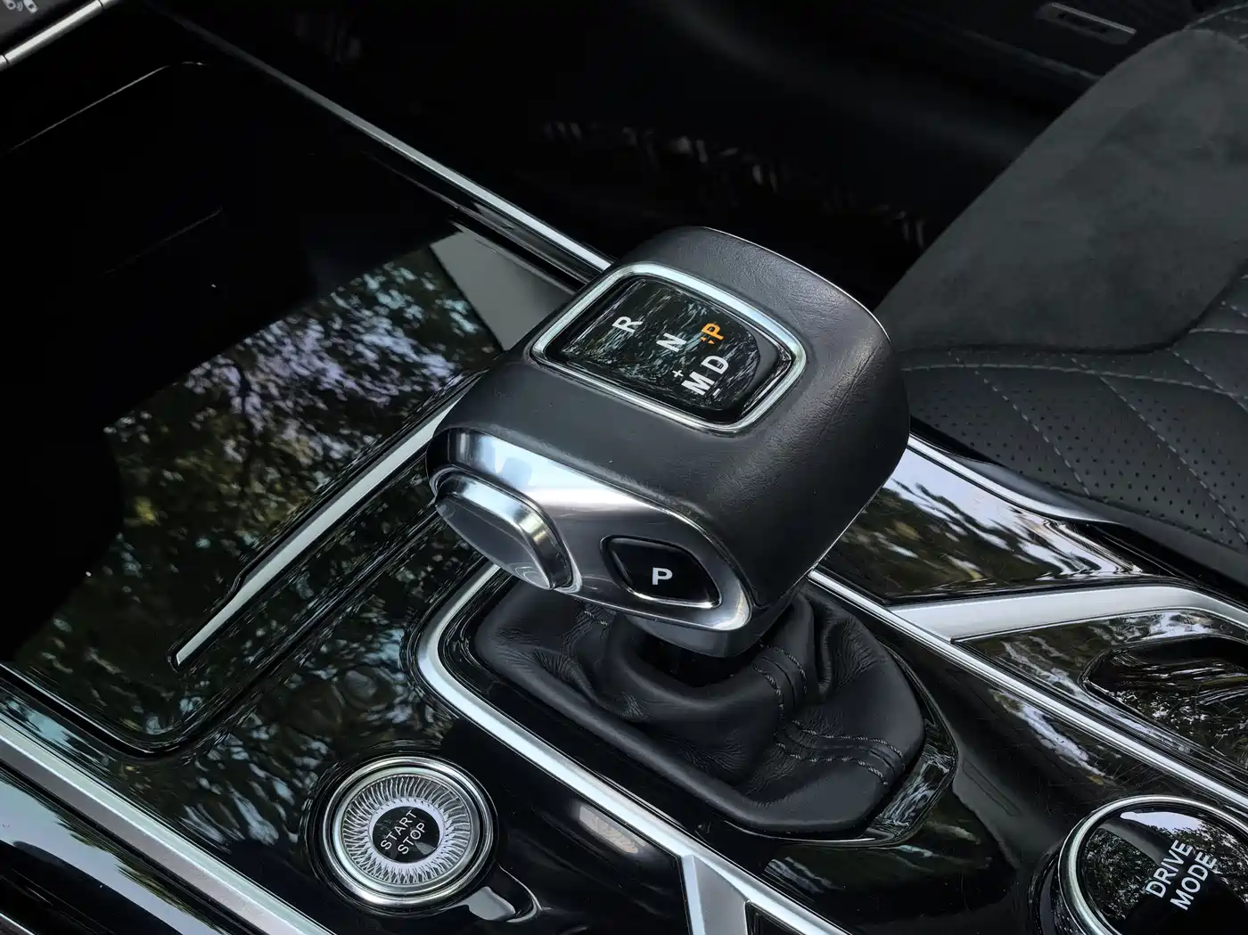 Hongqi HS5 2022 2.0T Smart Connect Premium Edition фото 19