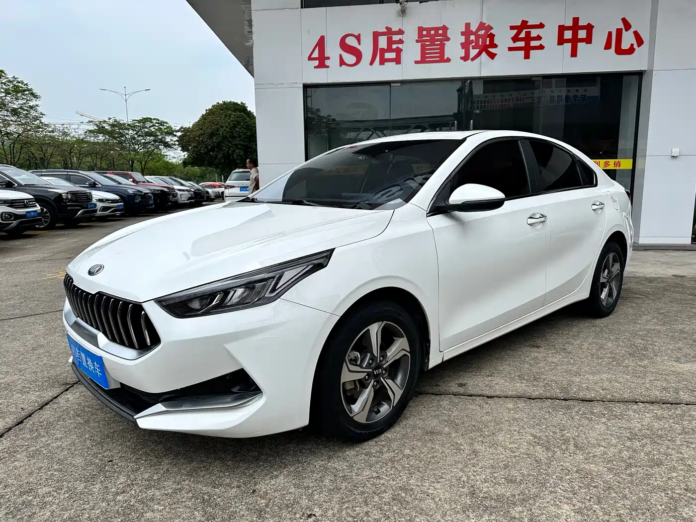 Kia K3 2020 1.5L CVT Smart Connectivity Version