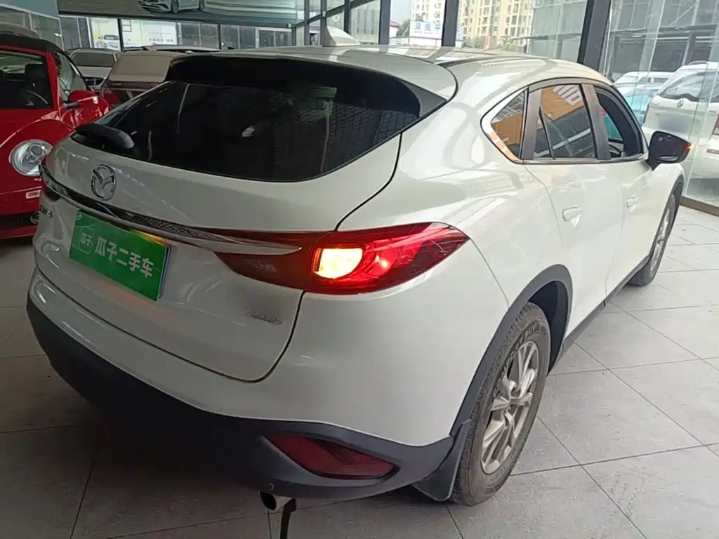 Фото 7 - Mazda CX-4