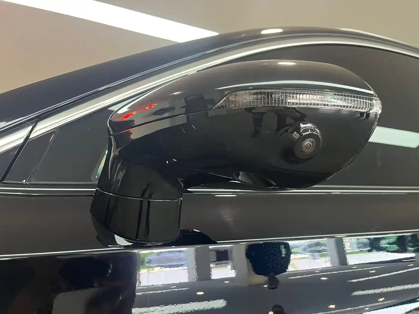 Hongqi HS7 PHEV 2024 2.0T PHEV 4WD Flagship Edition 6-seater фото 10