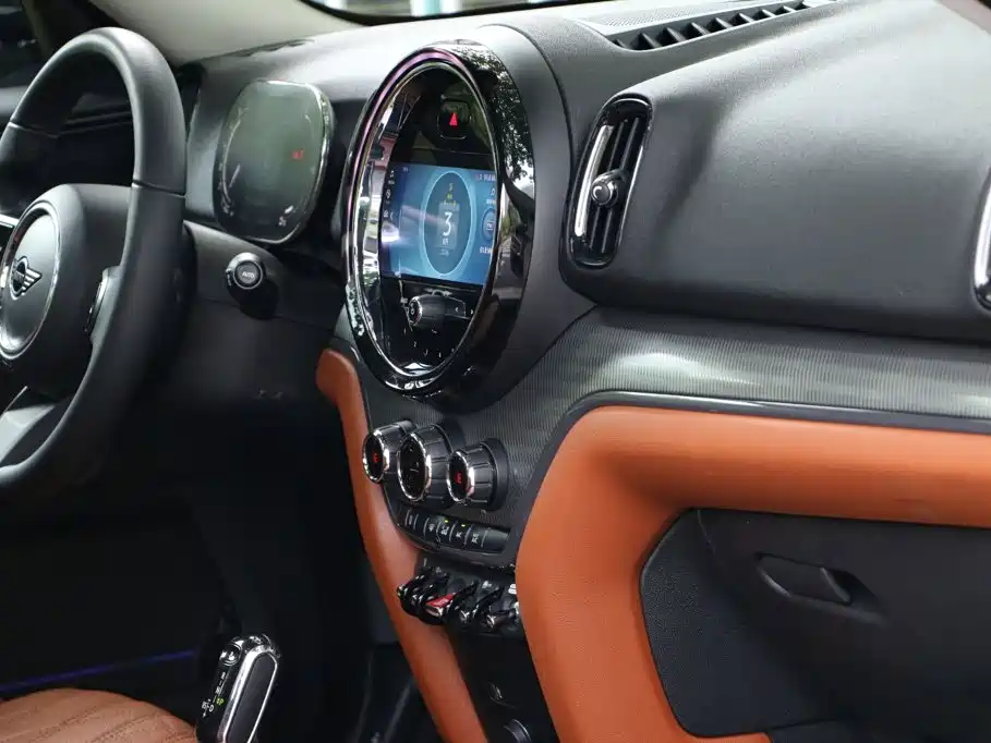 MINI COUNTRYMAN 2022 2022 Facelift 1.5T COOPER ALL4 Connoisseur