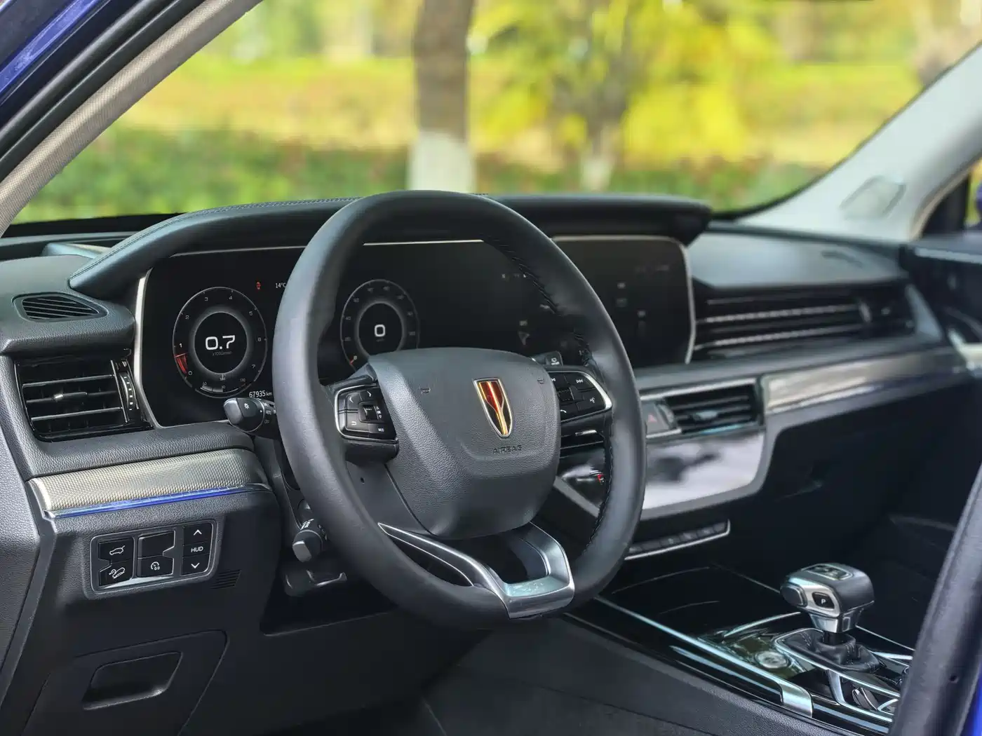 Hongqi HS5 2022 2.0T Smart Connect Premium Edition фото 23