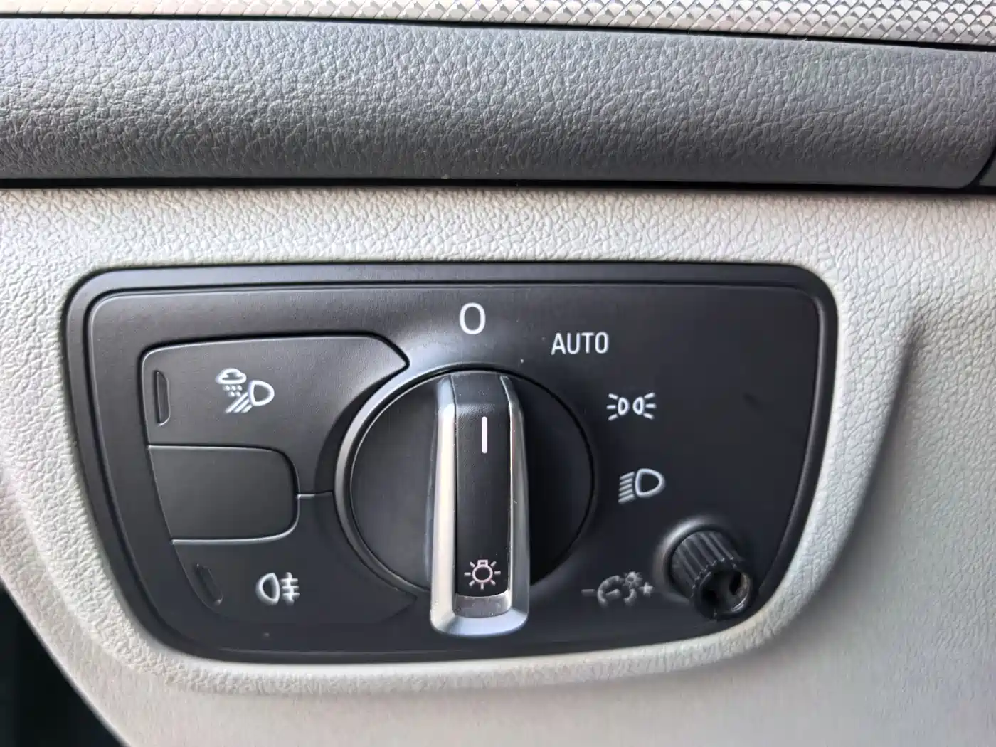 Audi A6L 2014 TFSI Standard фото 14