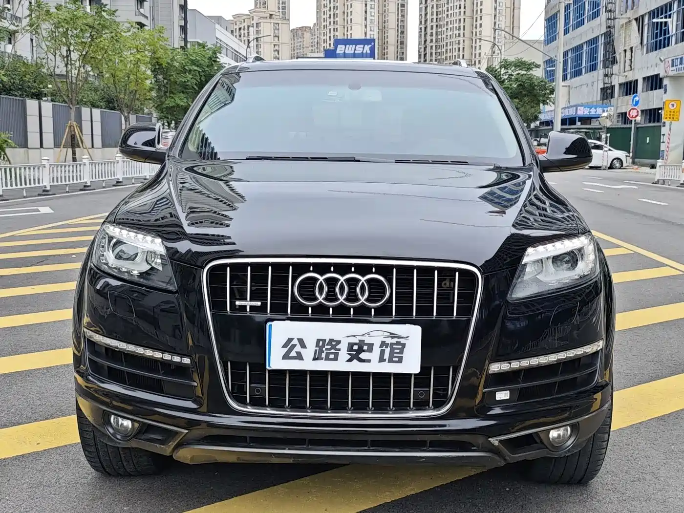 Фото 8 - Audi Q7