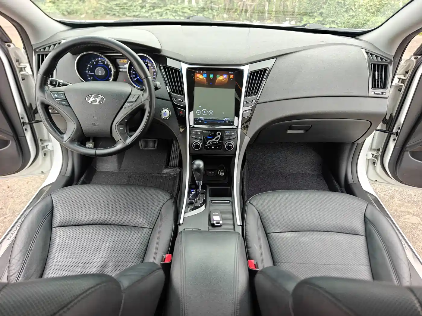 Hyundai Sonata 2013 2013 2.0L Automatic Supreme Edition