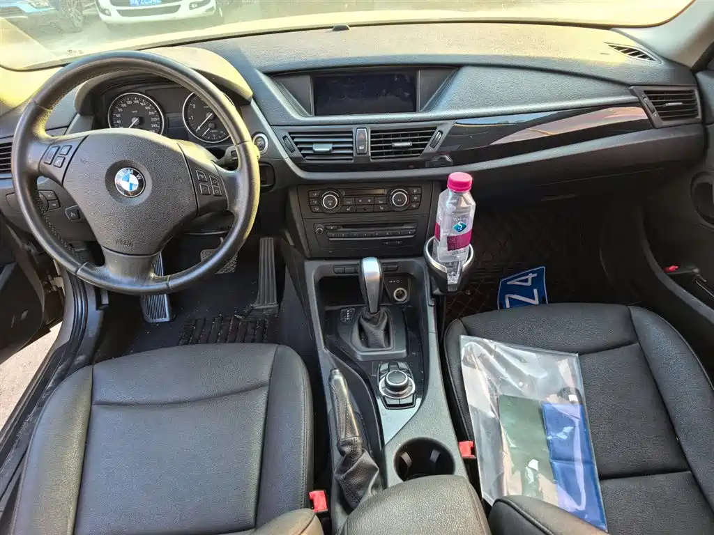 BMW X1 (Import) 2012 sDrive18i Luxury фото 10
