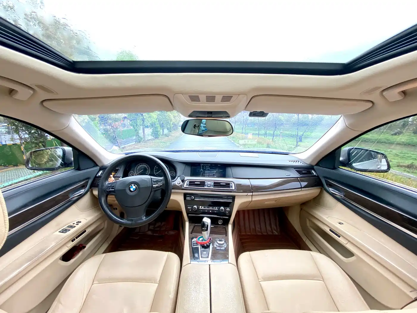 BMW 7 Series 2011 730Li Elegance фото 8