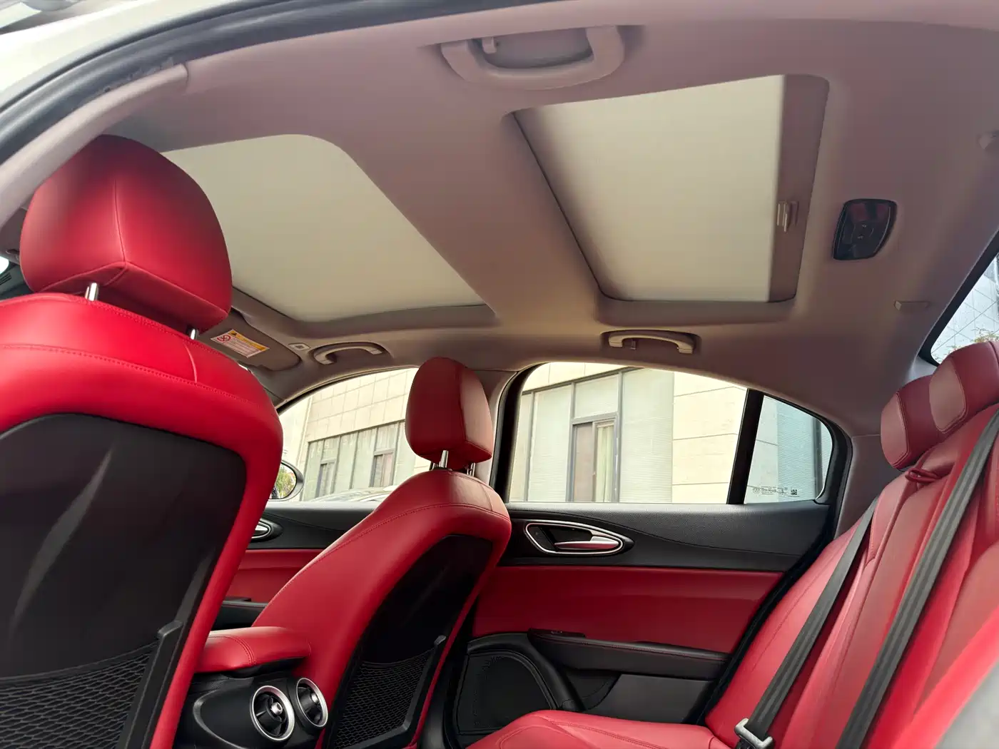 Alfa Romeo Giulia 2020 2.0T 280HP Dark Night Phantom Limited фото 17