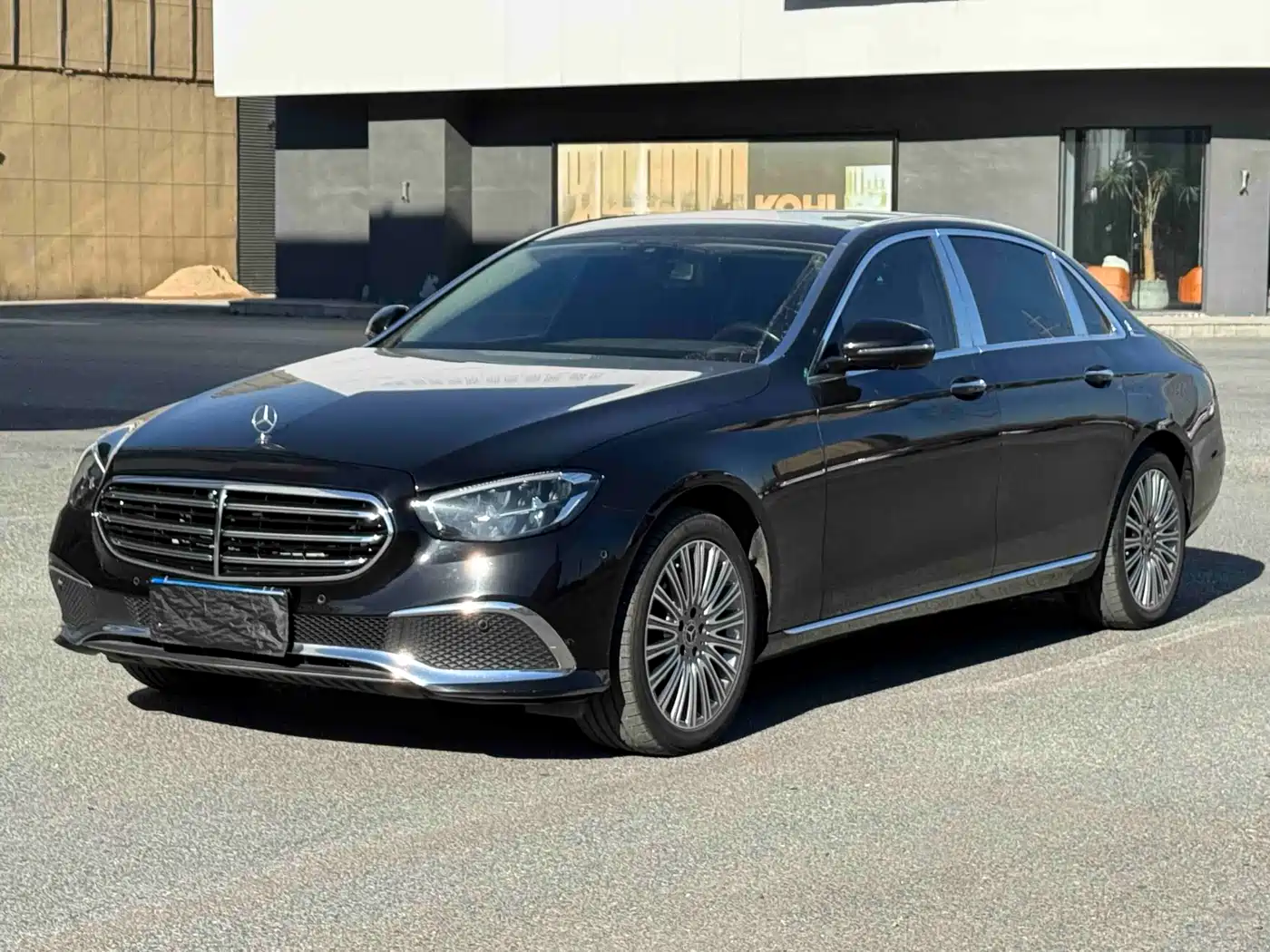  E CLASS