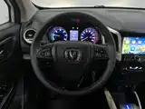 Фото 11 - Changan CS15EV