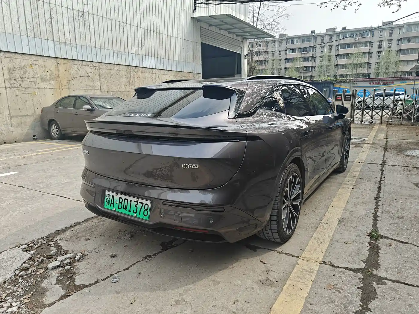 ZEEKR EXTREME KRYPTON 007GT