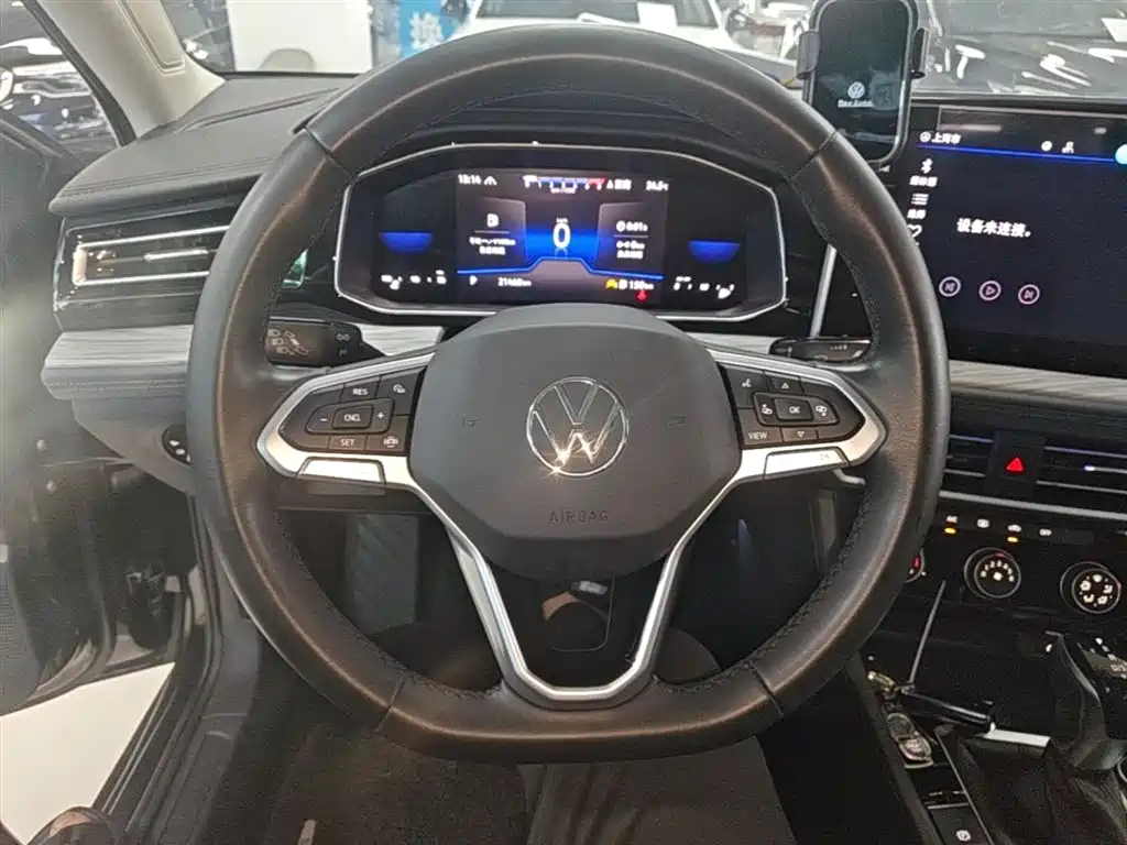 Volkswagen Sagitar 2023 300TSI DSG Surpassing Edition фото 11