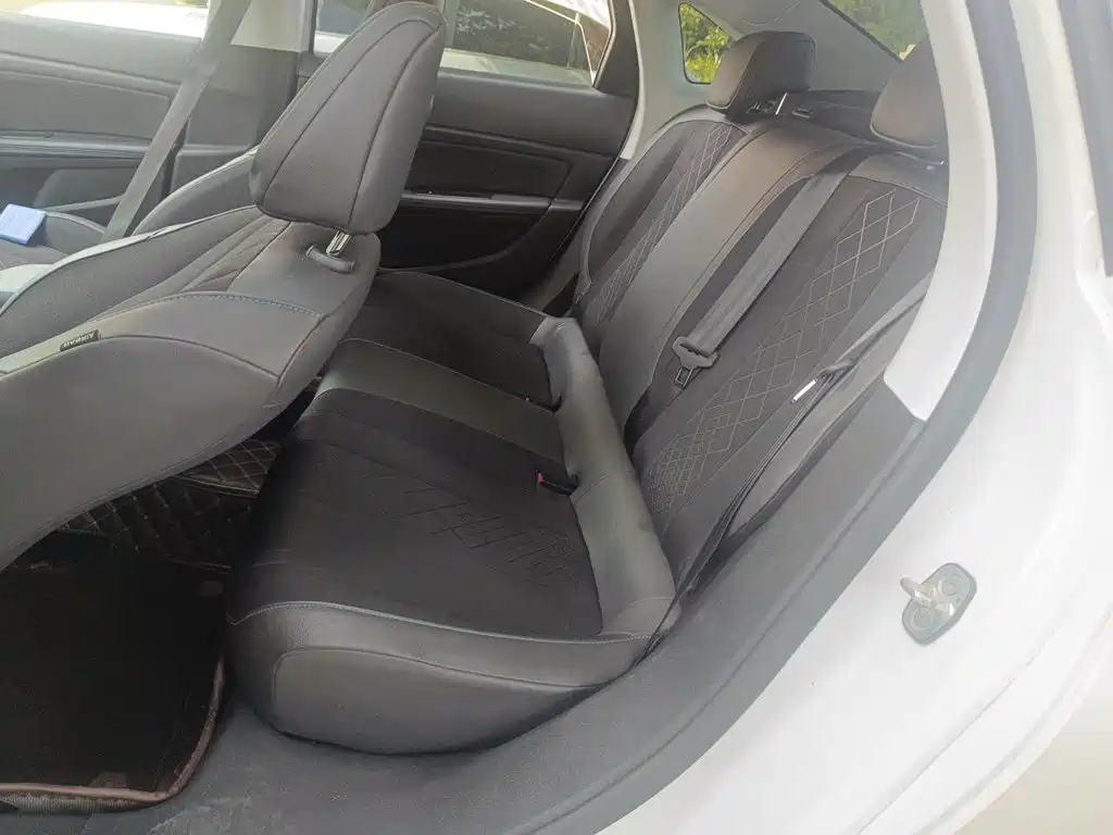 Photo 15 - Peugeot 308