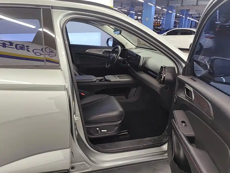 Haval Xiaolong 2023 1.5L 110KM Pilot Edition фото 8