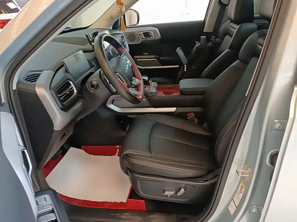Fang Cheng Bao Titanium 3 2025 2025 Model 501KM AWD Smart Drive Max Edition