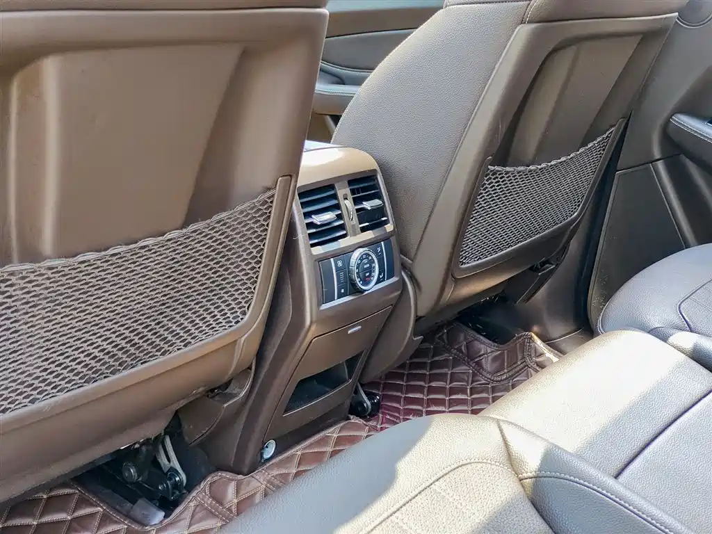 Mercedes-Benz GLS 2016 GLS 400 4MATIC Dynamic фото 9