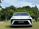 Фото 2 - Lynk & Co 03