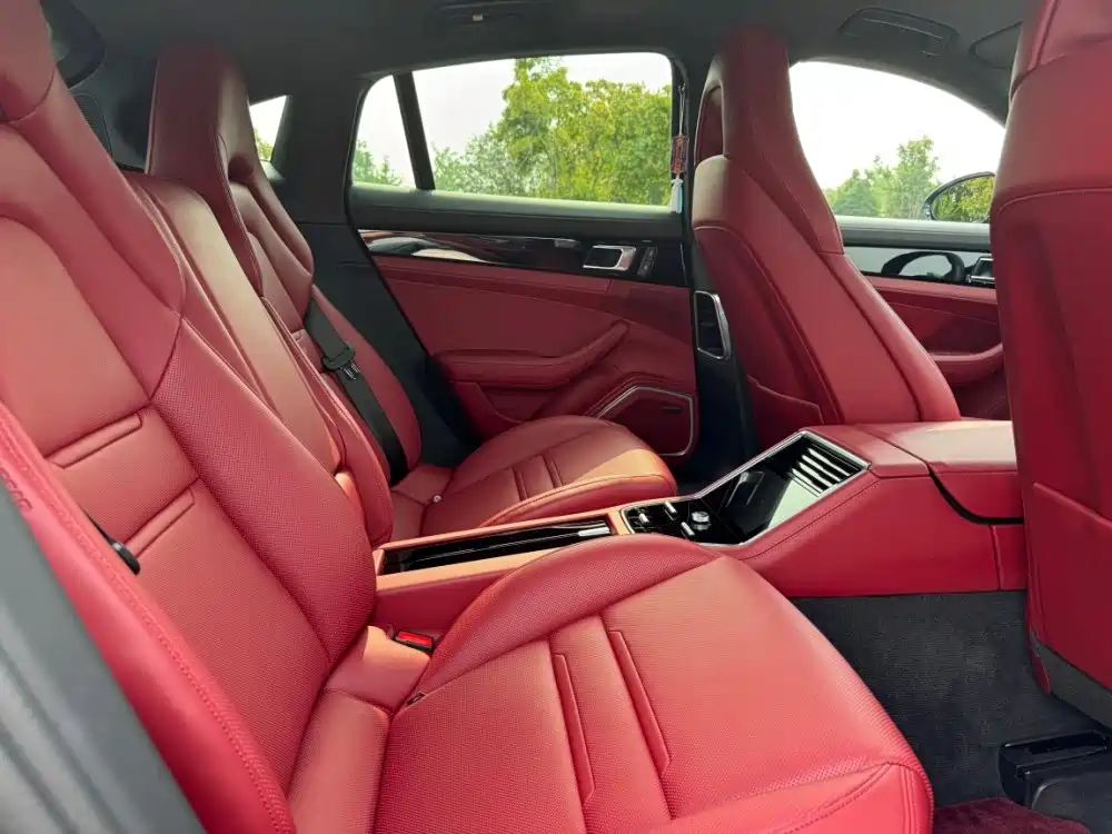 Фото 8 - Porsche Panamera