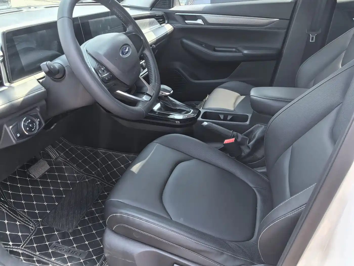 Ford Escort 2022 2021 1.5L Automatic Diamond Edition