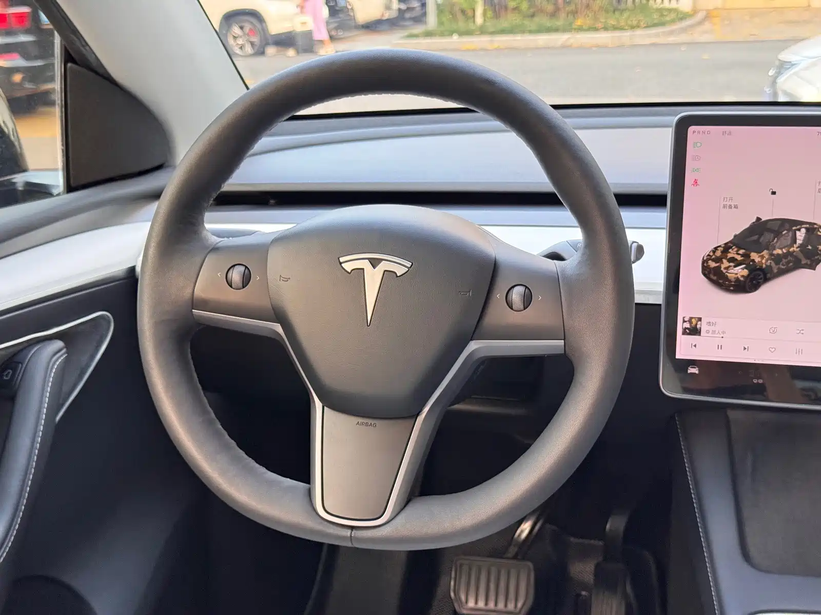 Фото 8 - Tesla Model Y