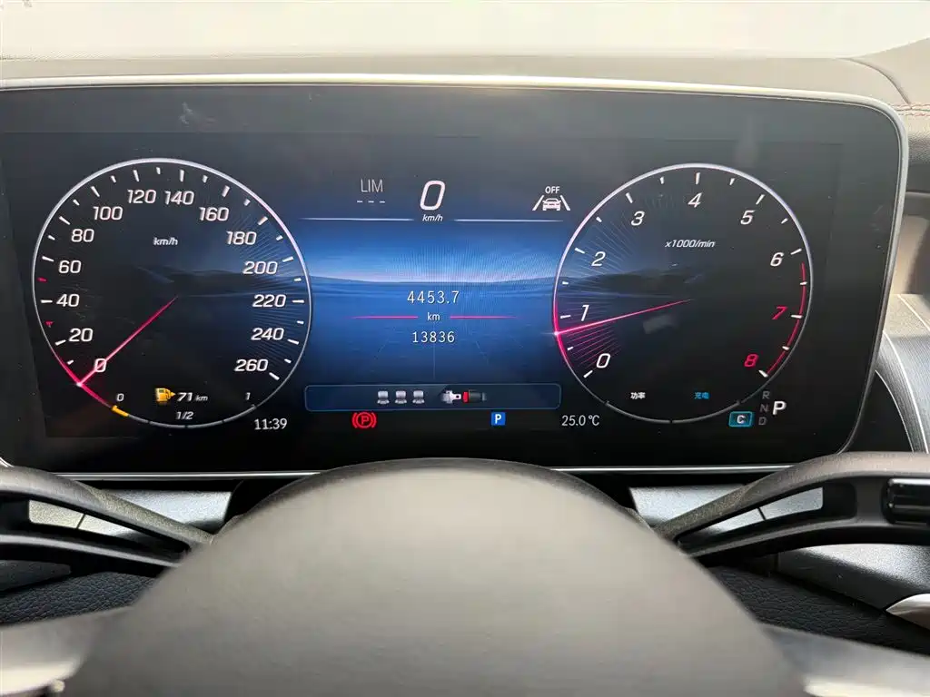 Mercedes-Benz GLC 2025 Facelift GLC 260 L 4MATIC Luxury фото 6