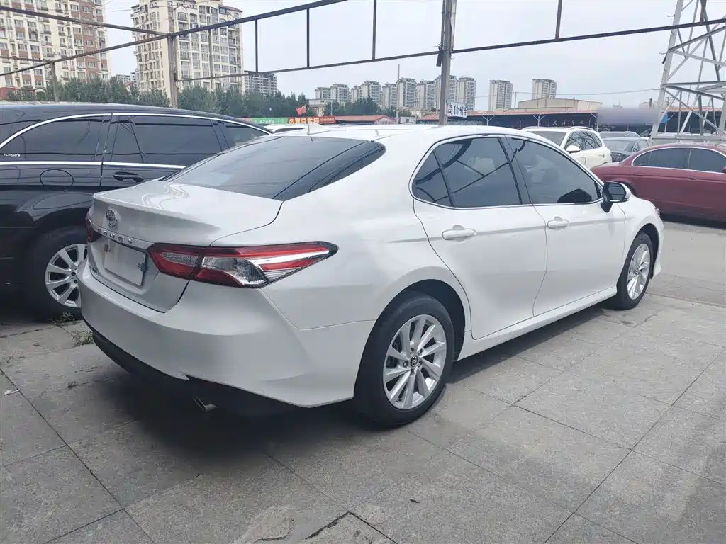 Toyota Camry 2023 2.0GVP Leading Edition фото 10
