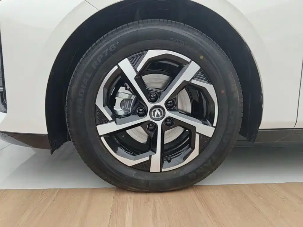 Changan Eado 2026 2025 Model Year Facelift 1.5T 500Bar Basic Edition