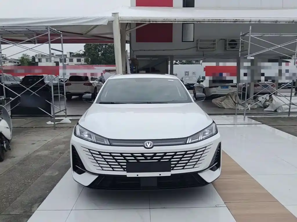 Changan Eado 2026 2025 Model Year Facelift 1.5T 500Bar Basic Edition