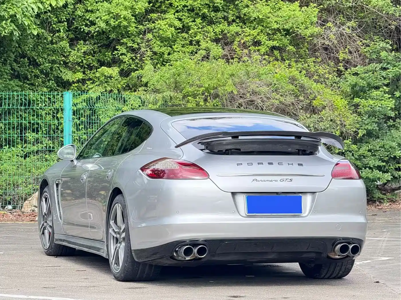 Porsche Panamera 2010 Panamera 4 3.6L фото 21