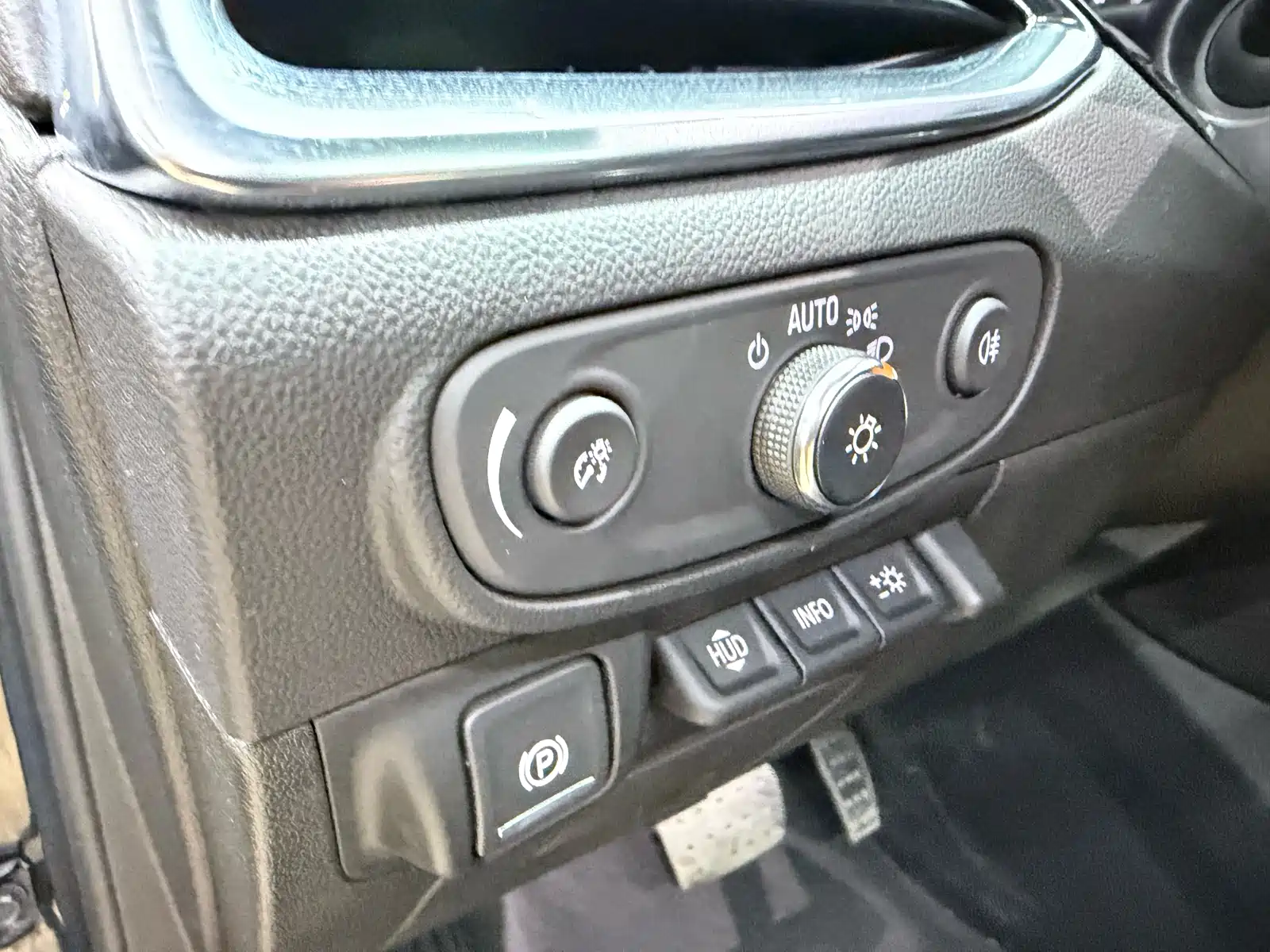 Фото 20 - Buick Enclave