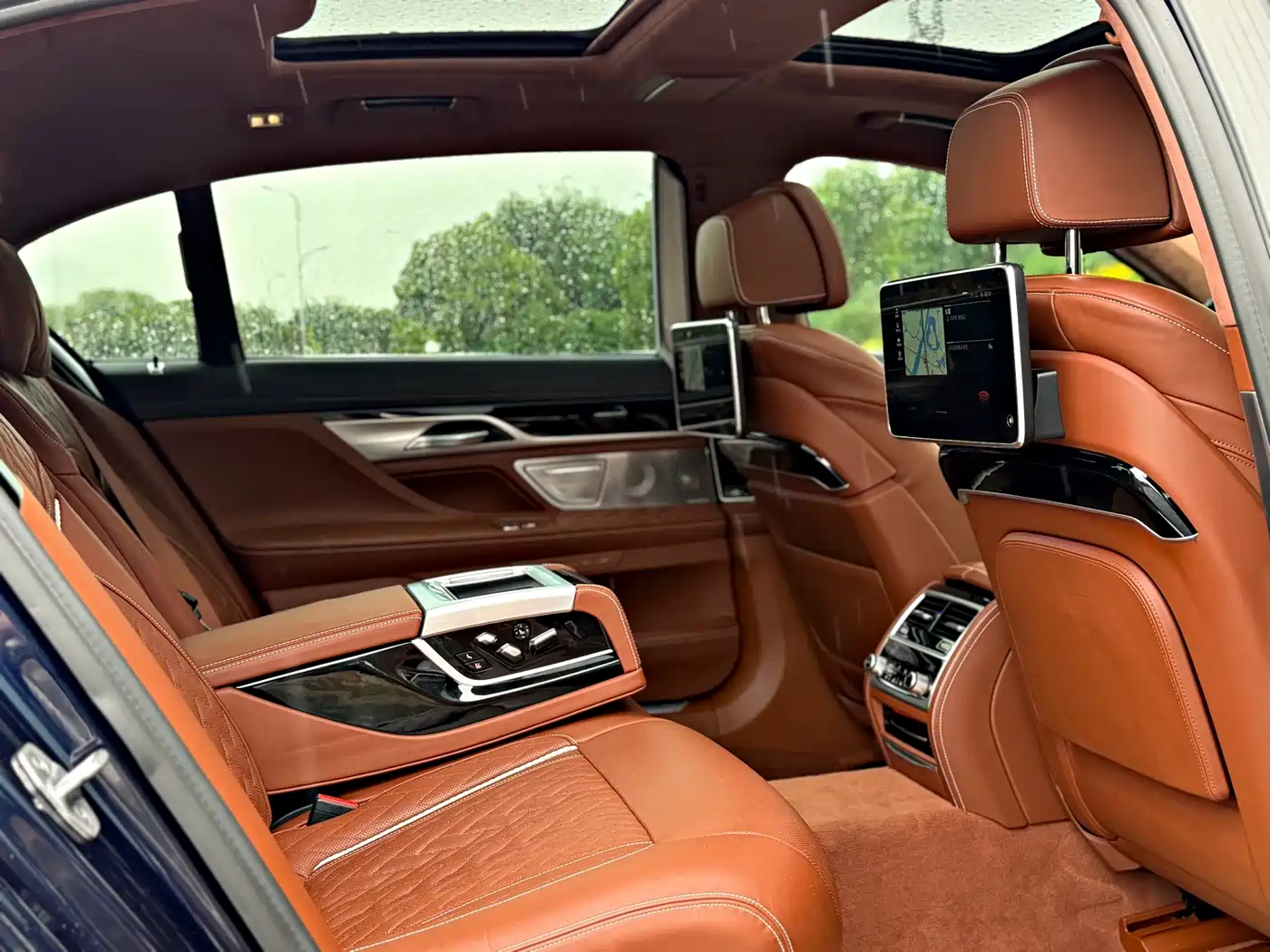 BMW 7 Series 2021 Model 740Li xDrive Executive M Sport Package фото 13