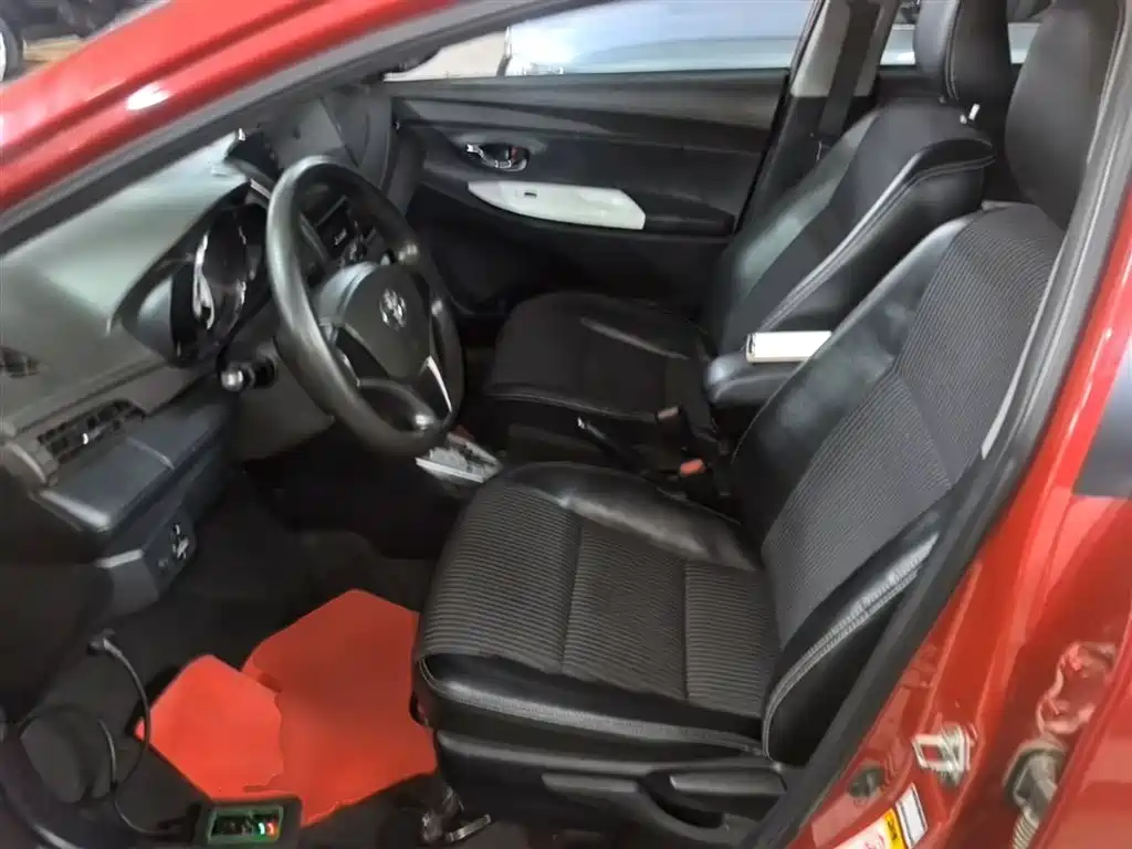 Toyota YARiS L Zhi Xuan 2015 1.5G Auto Sunroof Special Edition фото 15