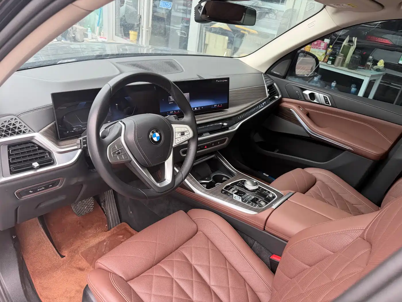 BMW X7 2023 xDrive40i Leading Luxury Package фото 5