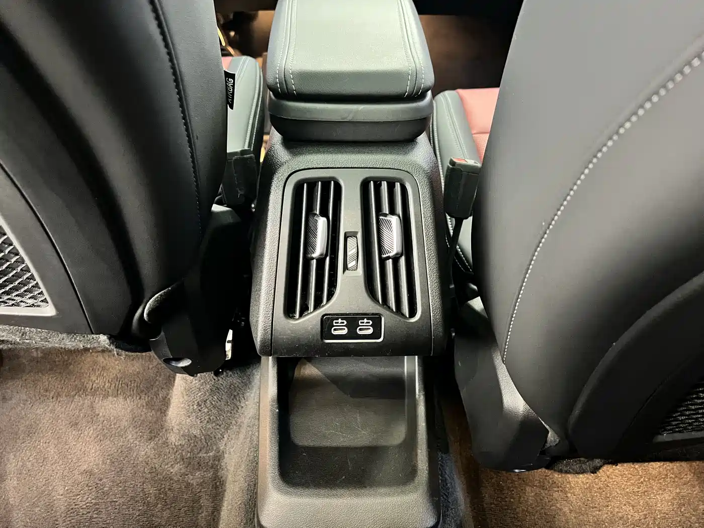 BMW X1 2023 sDrive20Li X Design Package фото 8