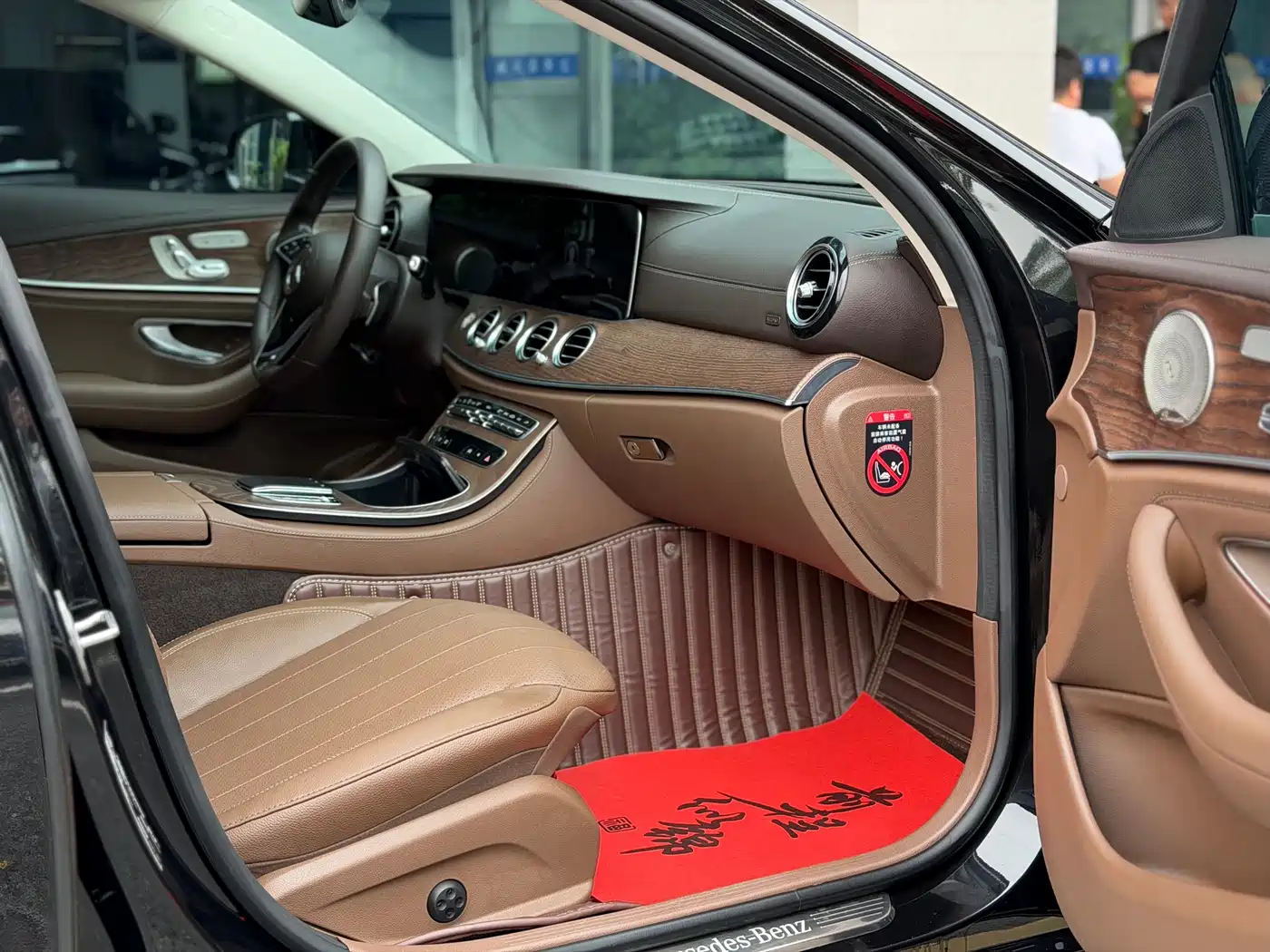 Mercedes-Benz E-Class 2023 E 300 L Luxury фото 15