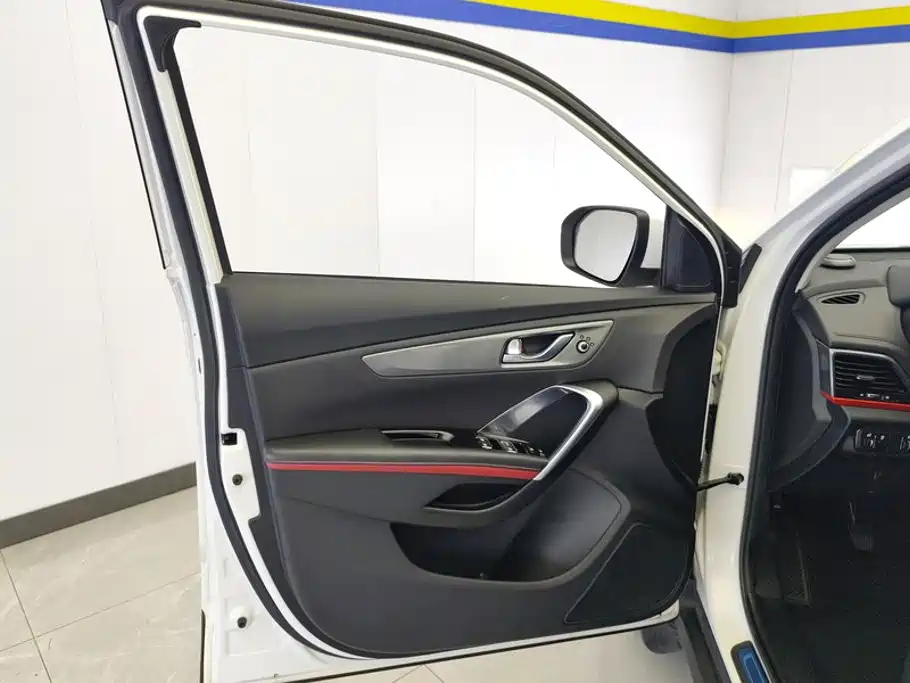 Changan CS55 2018 2017 1.5T Manual Xuanse Edition