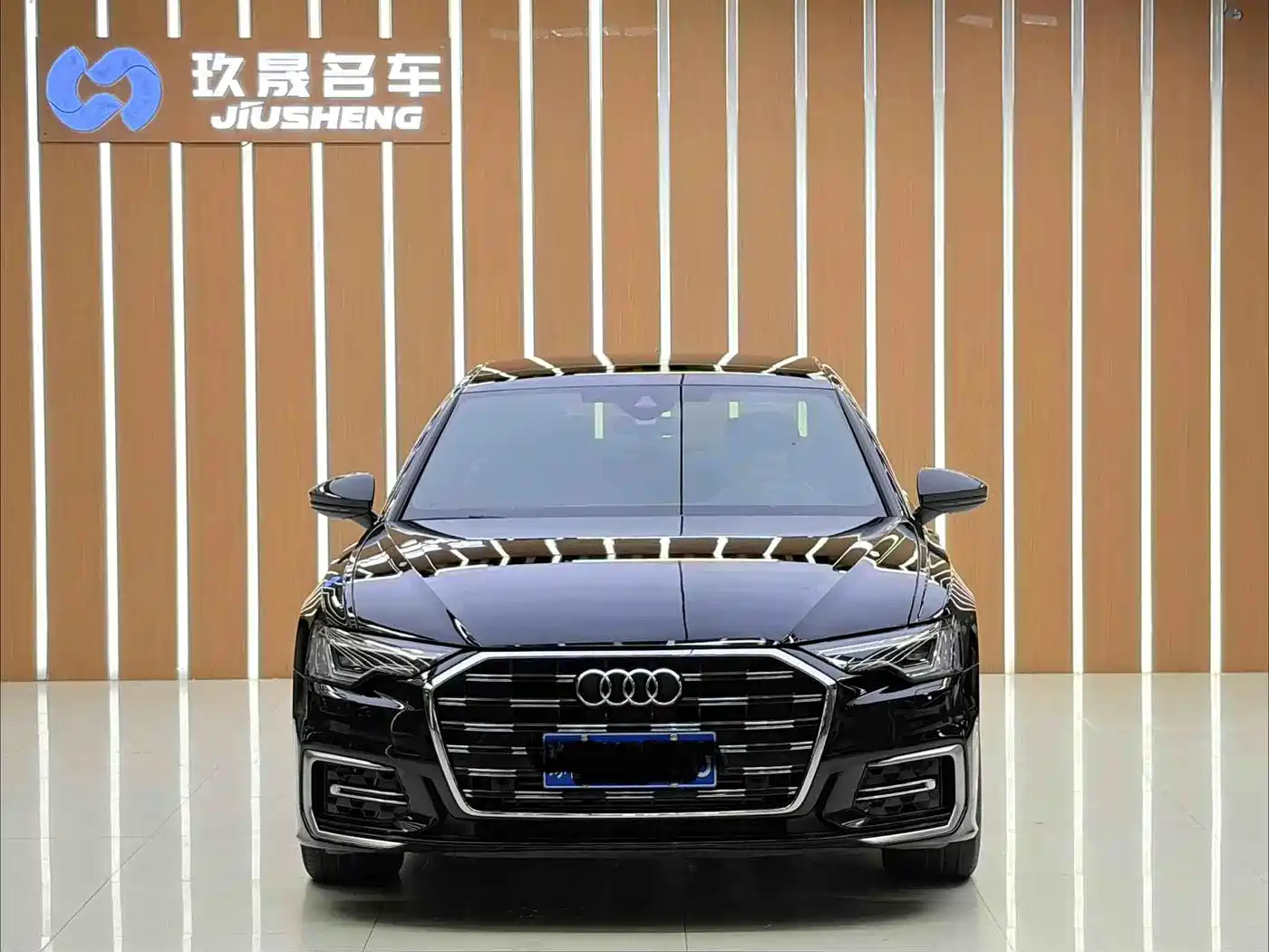 Audi A6L 2023 40 TFSI Luxury Dynamic фото 2