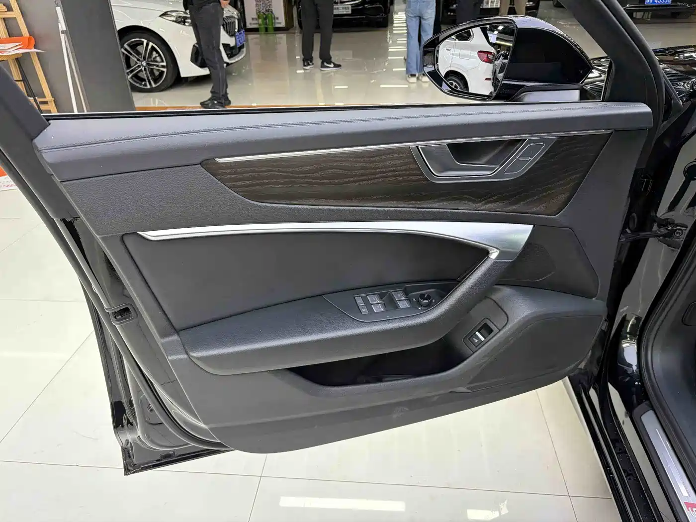Audi A6L 2023 40 TFSI Luxury Dynamic фото 14