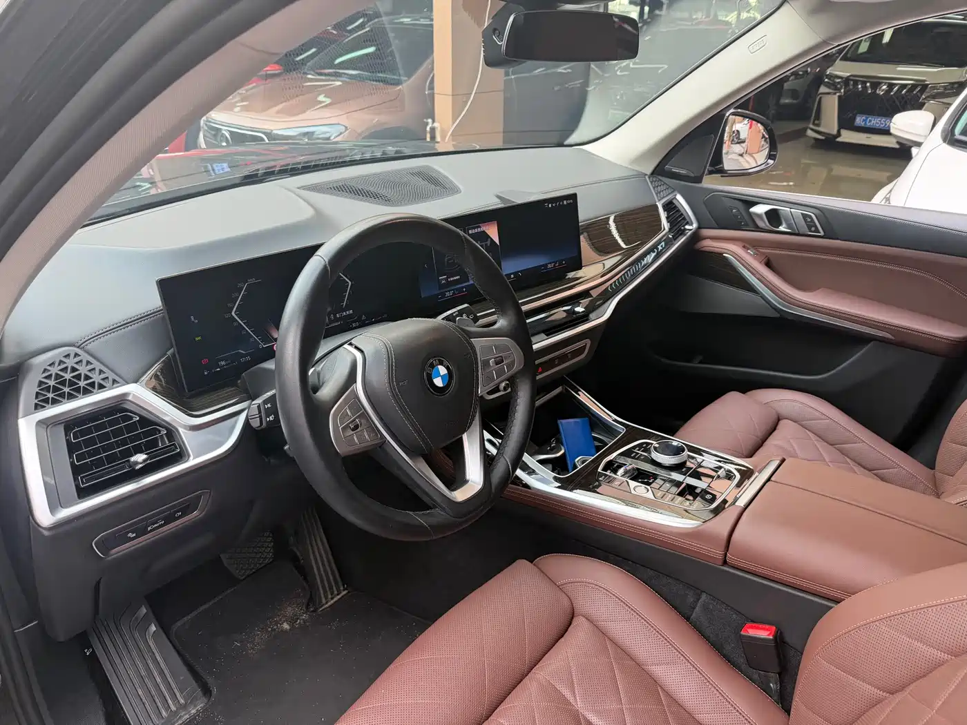 Фото 3 - BMW X7