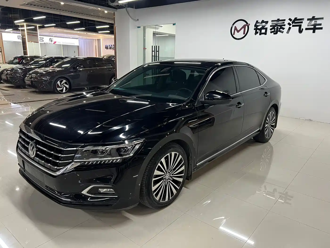 Volkswagen Passat 2019 330TSI Luxury Edition China VI фото 2