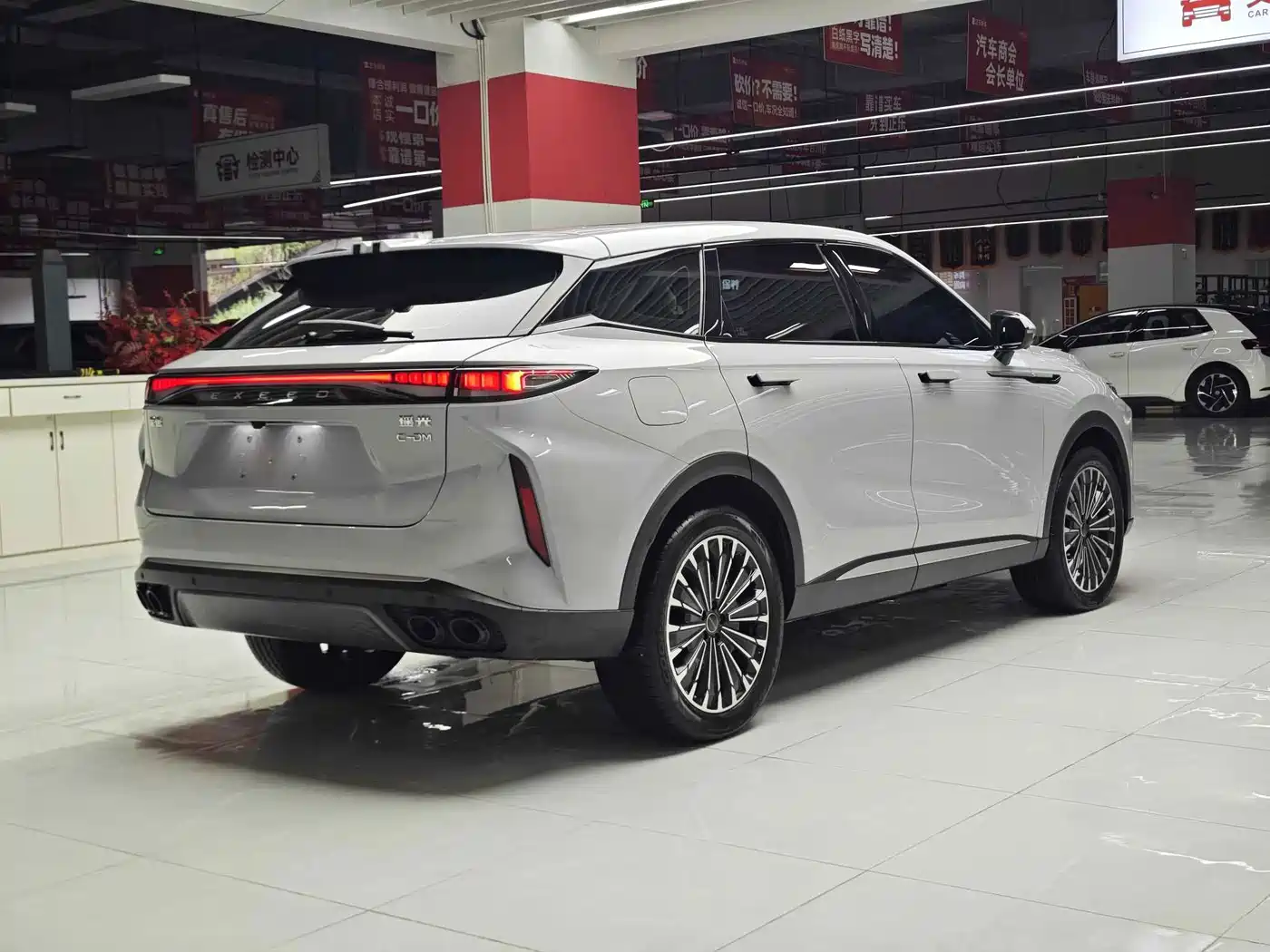 Exeed Yaoguang C-DM 2024 2024 1.5T Extended Range Pro