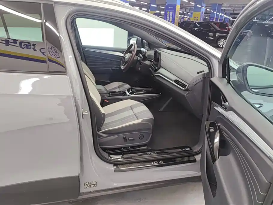 VOLKSWAGEN ID.4 CROZZ