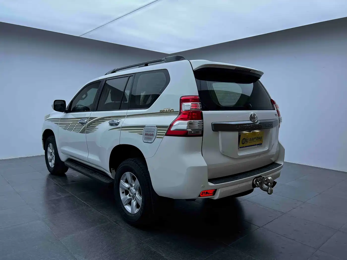 Toyota Prado (Import) 2014 2.7L Automatic Standard Edition фото 7